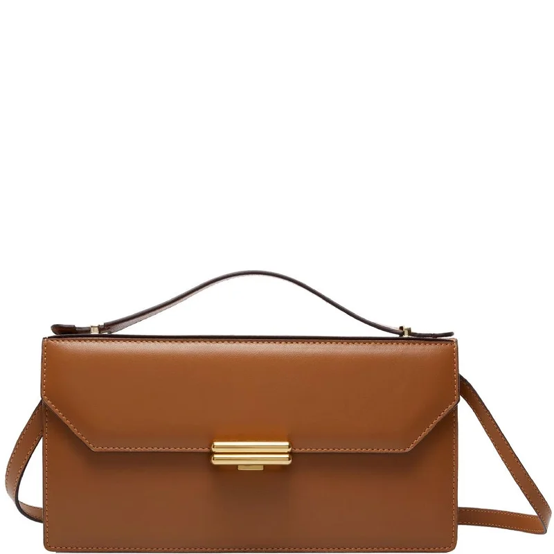 Jackie Satchel, Sand