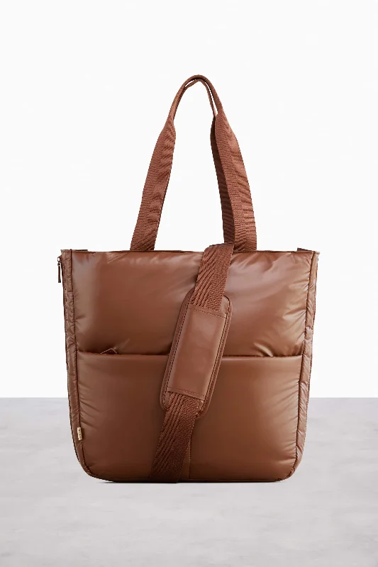 The Expandable Tote in Maple