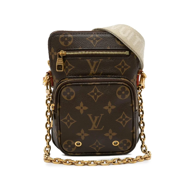 Louis Vuitton Monogram Utility Phone Sleeve (SHG-h61XTd)