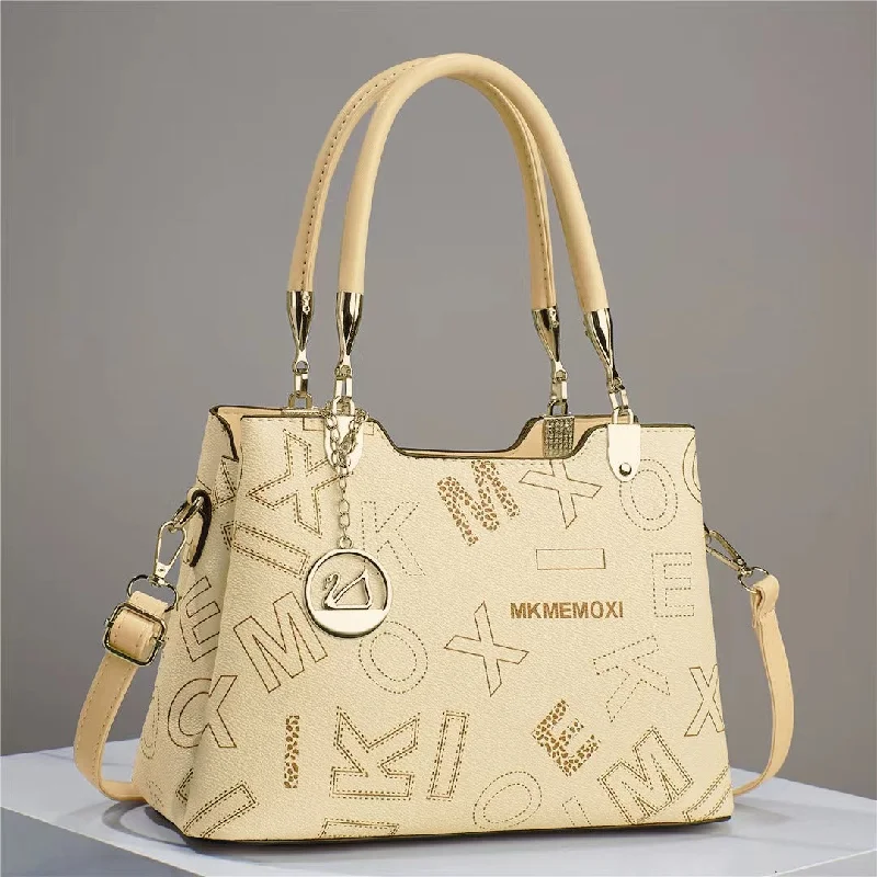  Unmissable Deals On Trendy HandbagsMust-Have Style Discounts Handbags D15-15